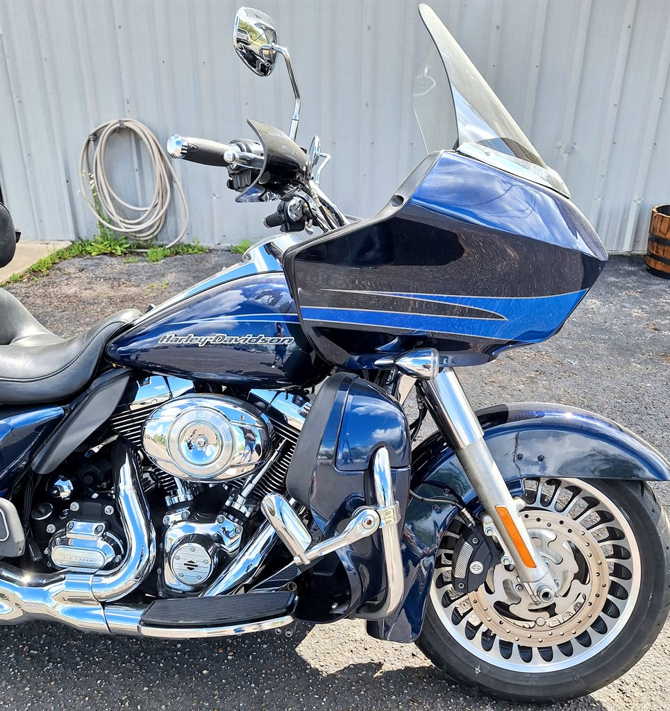 2013 Harley-davidson Road Glide Ultra - $8,299