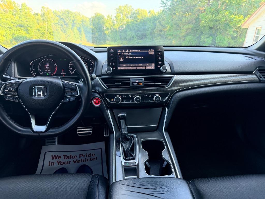 2018 Honda Accord - $15,999