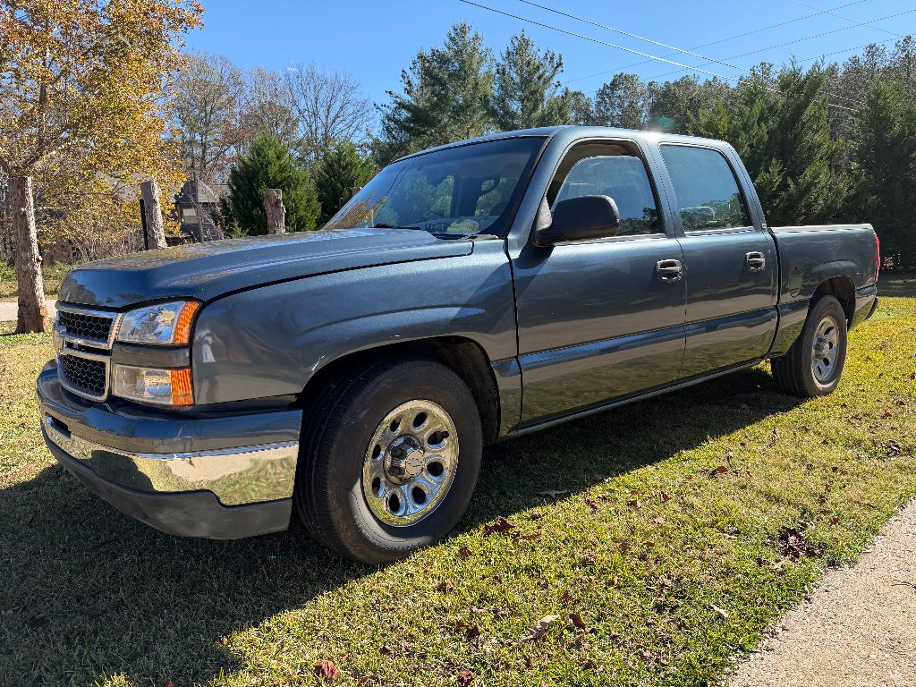 2007 Chevrolet Silverado - $11,500