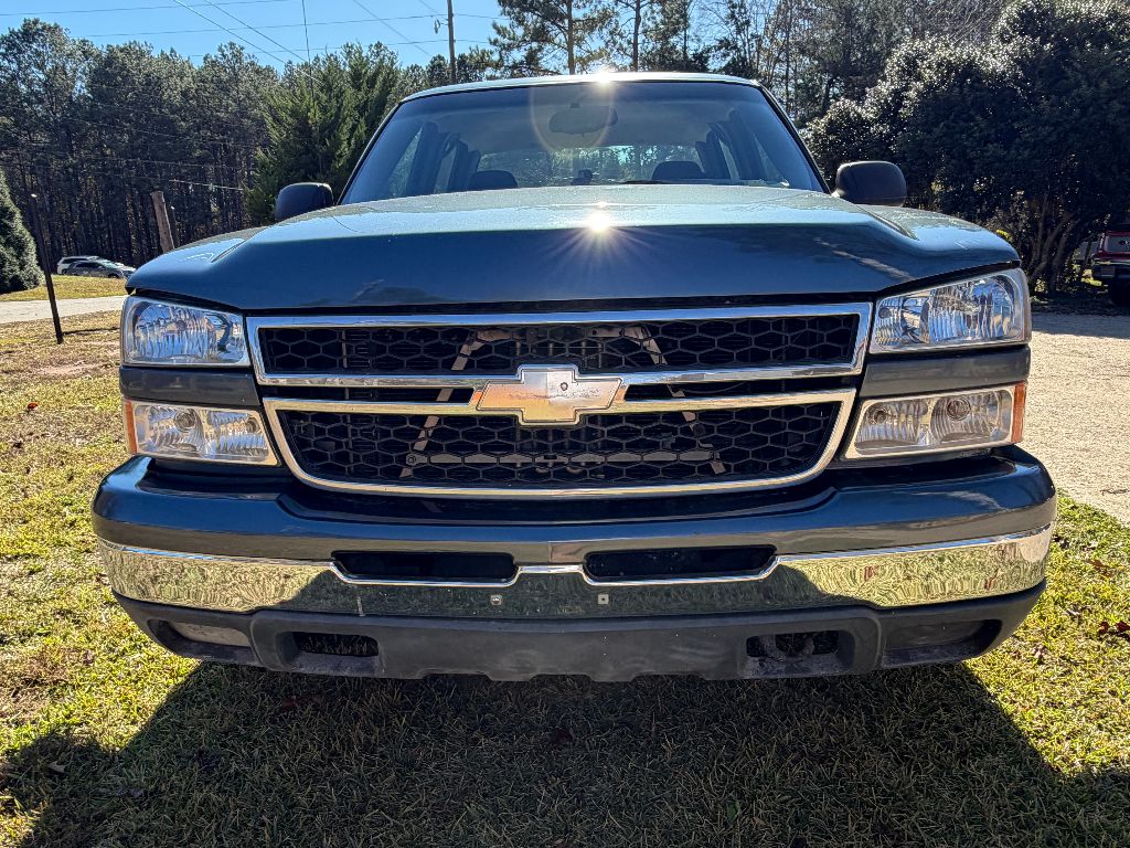 2007 Chevrolet Silverado - $11,500