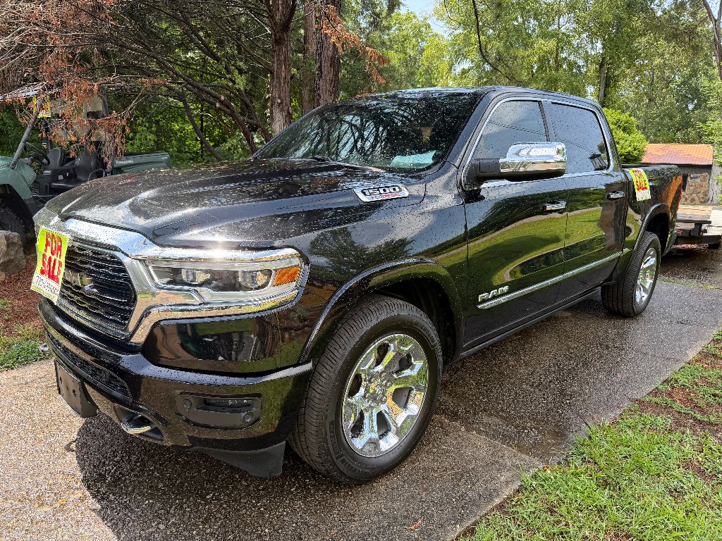 2020 Ram 1500 - $34,500