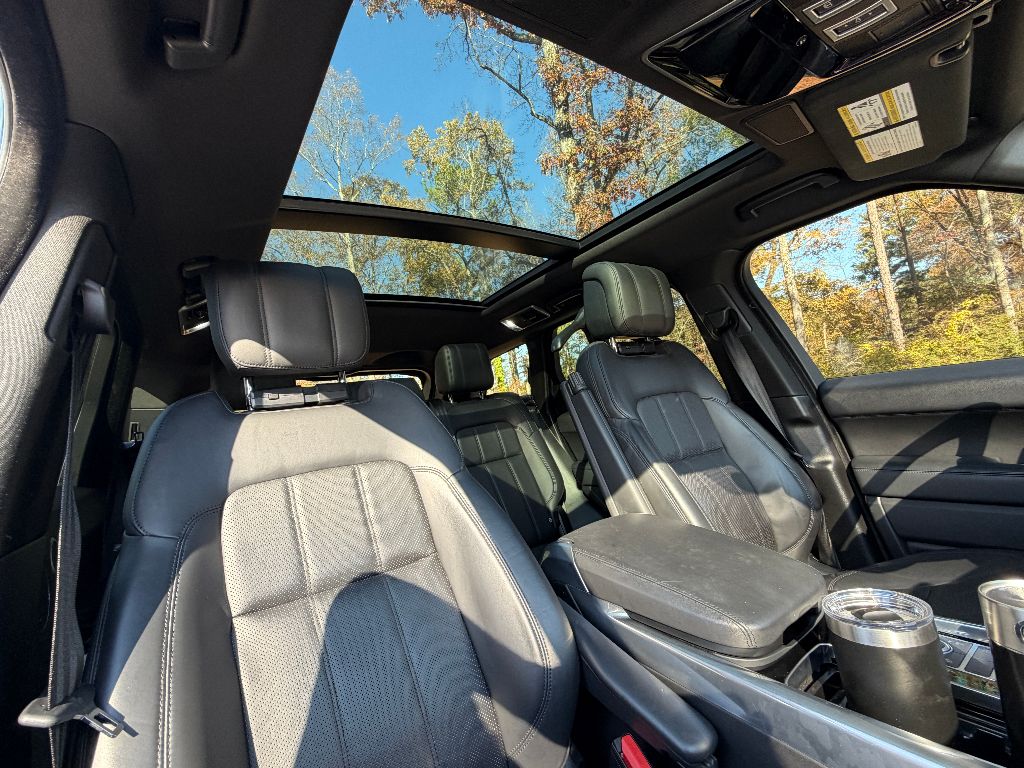 2020 Land Rover Range Rover Sport - $27,500