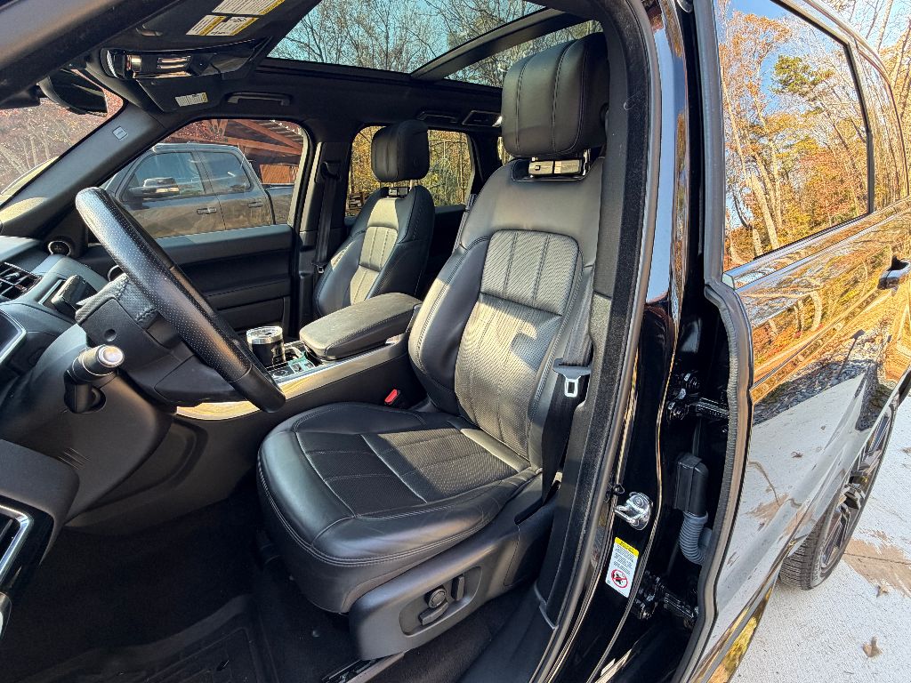 2020 Land Rover Range Rover Sport - $27,500