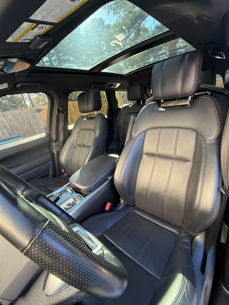 2020 Land Rover Range Rover Sport - $27,500