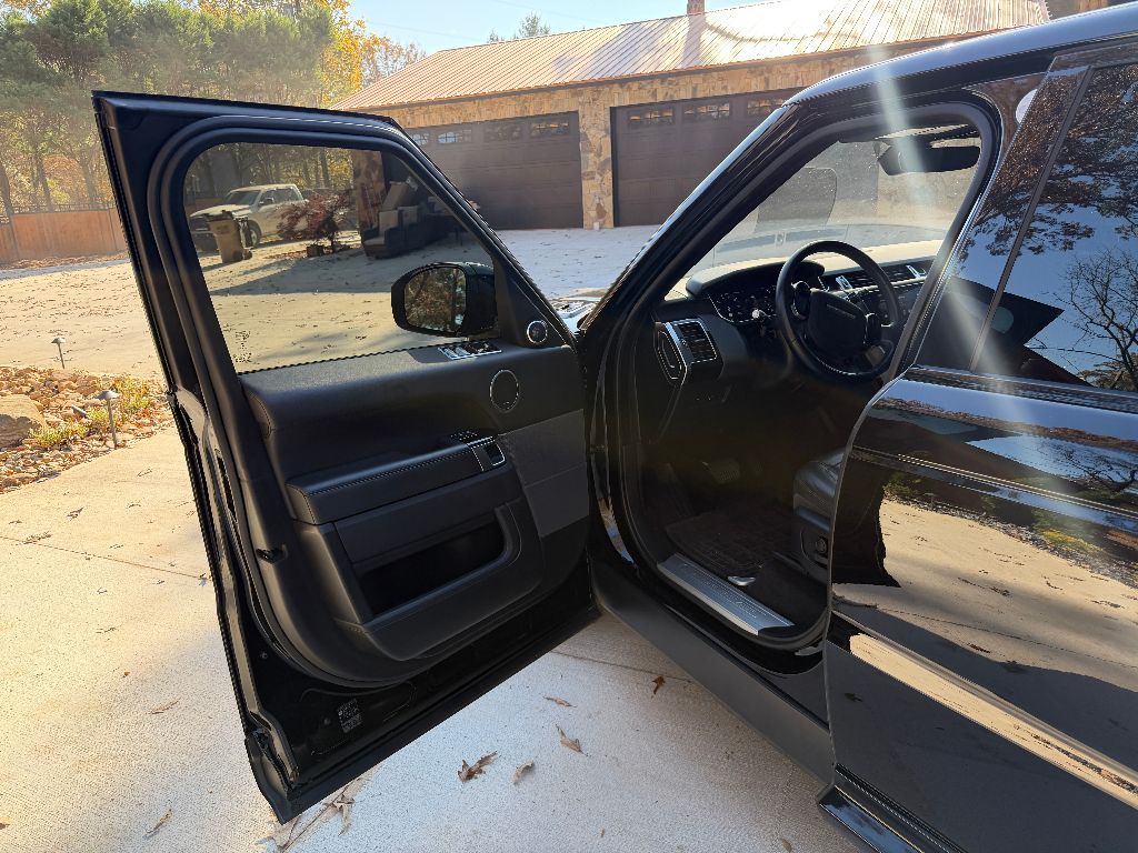 2020 Land Rover Range Rover Sport - $27,500