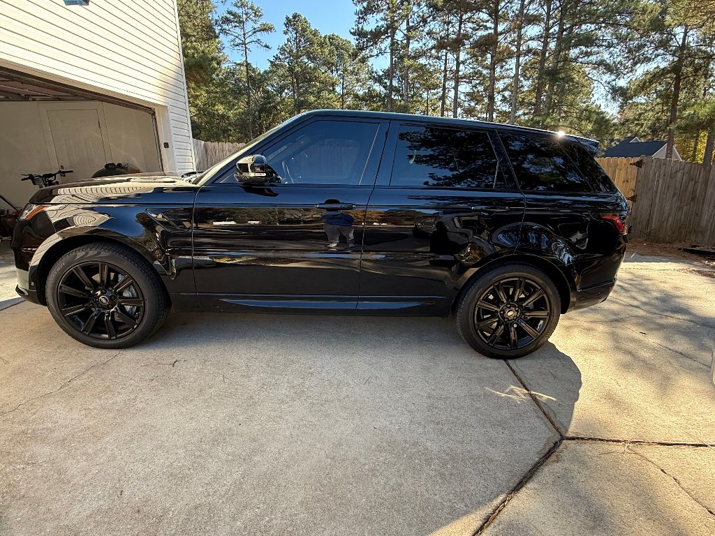 2020 Land Rover Range Rover Sport - $27,500