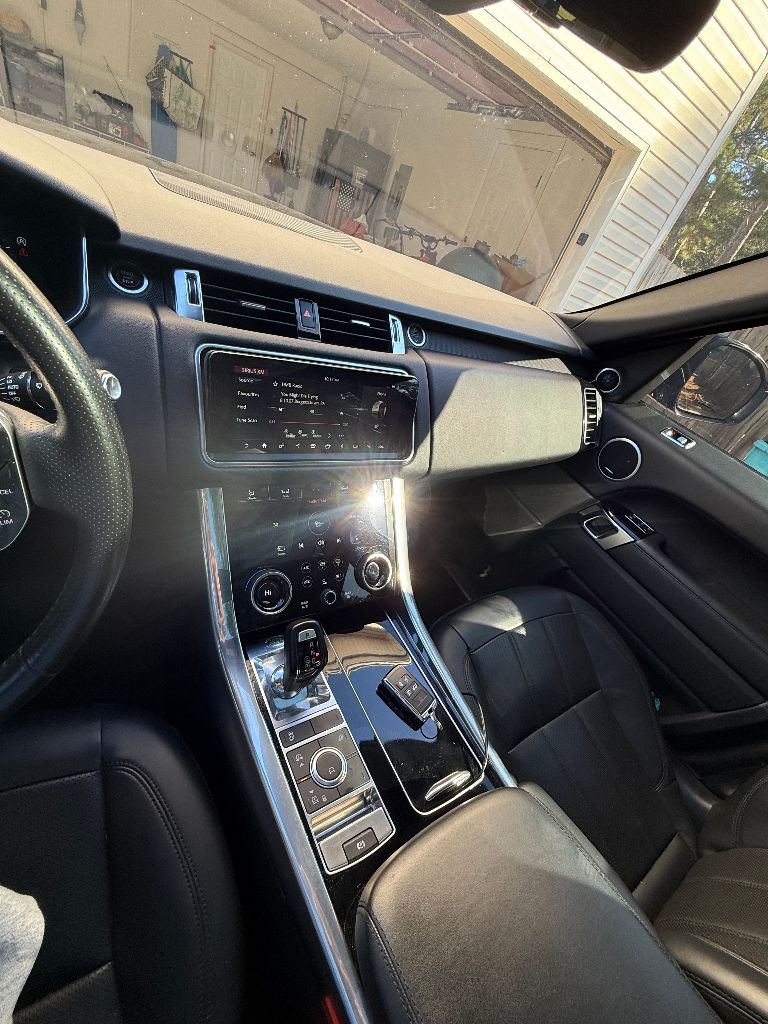 2020 Land Rover Range Rover Sport - $27,500
