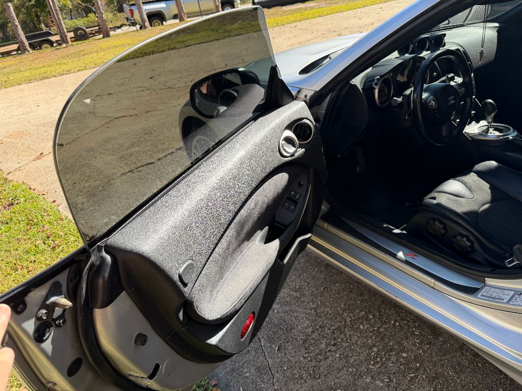 2010 Nissan 370Z - $12,500