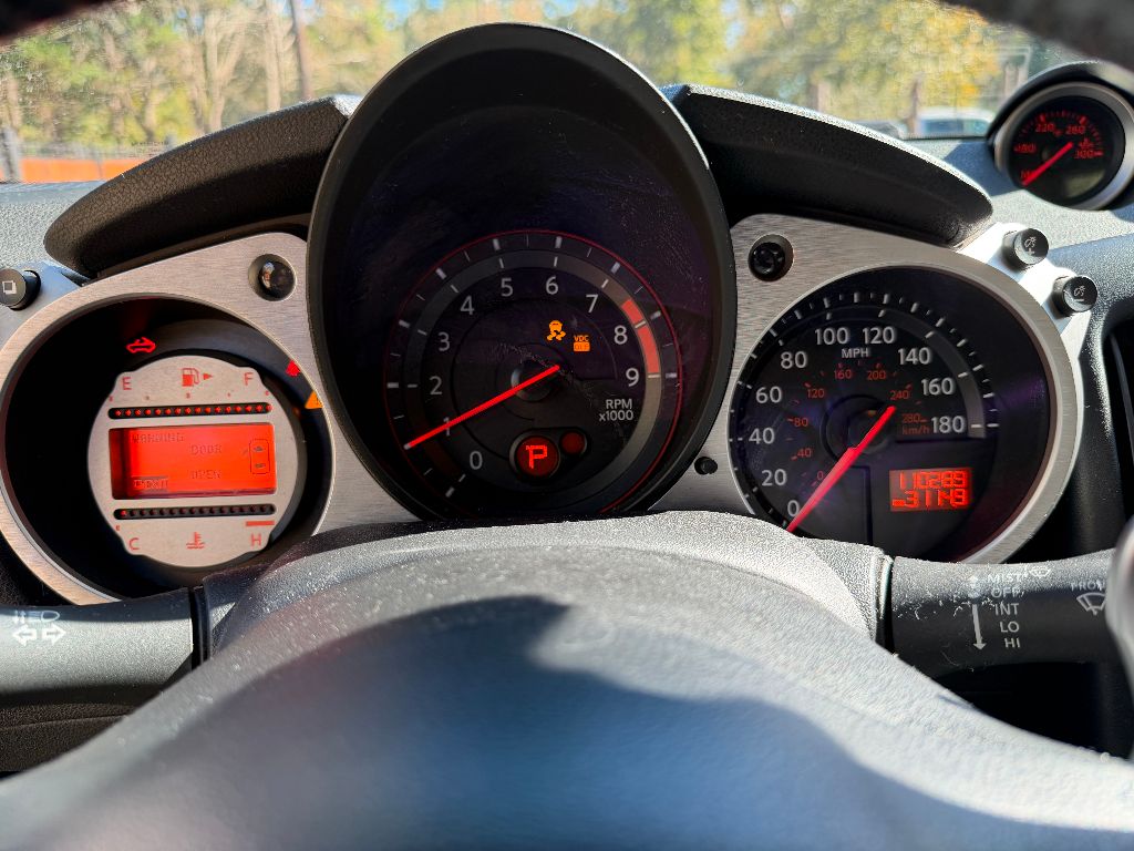 2010 Nissan 370Z - $12,500
