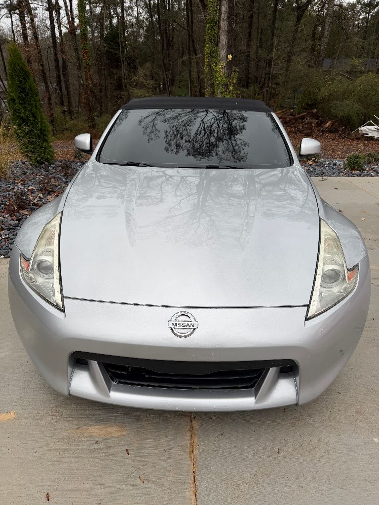 2010 Nissan 370Z - $12,500