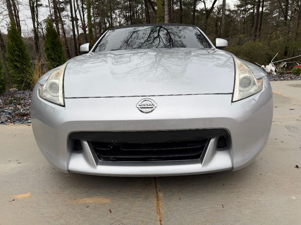 2010 Nissan 370Z - $12,500