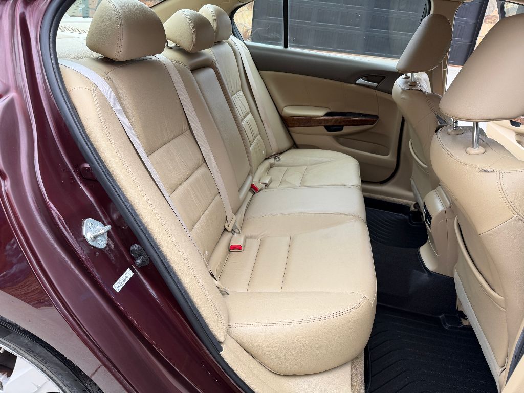 2010 Honda Accord - $9,995