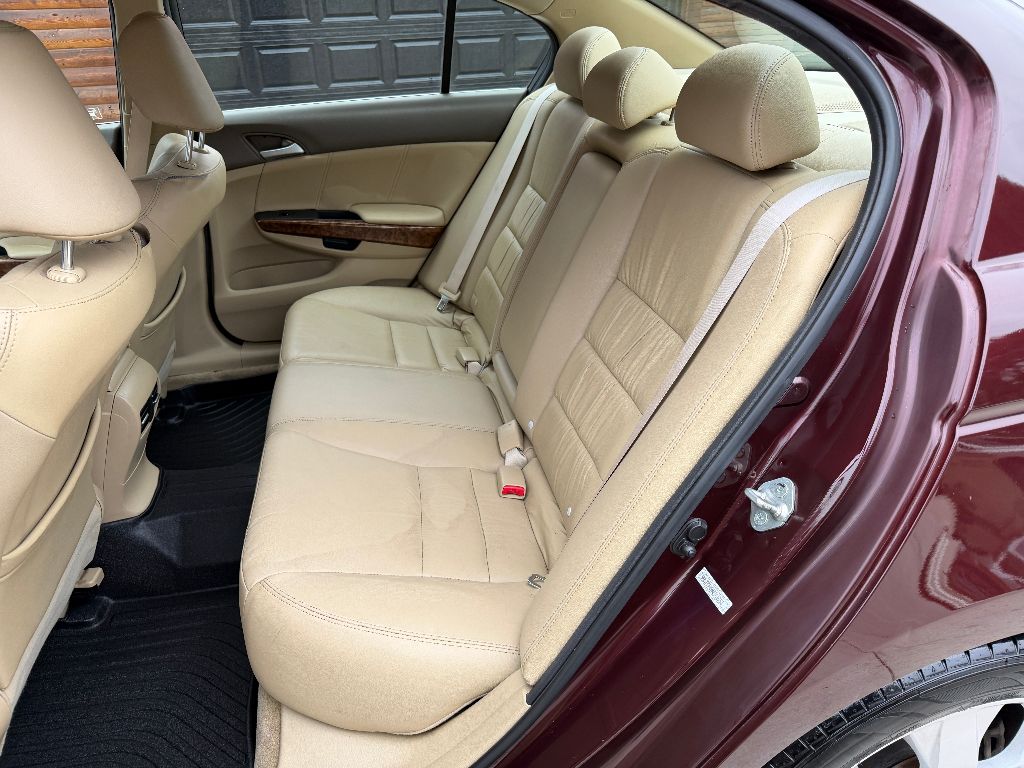 2010 Honda Accord - $9,995