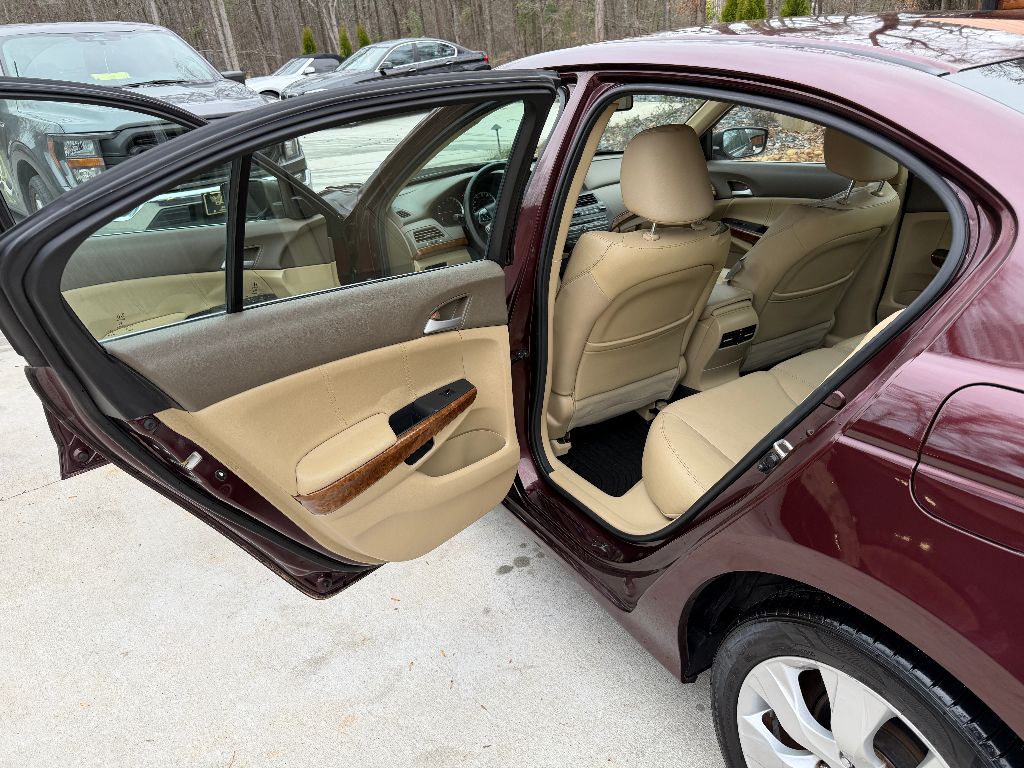 2010 Honda Accord - $9,995