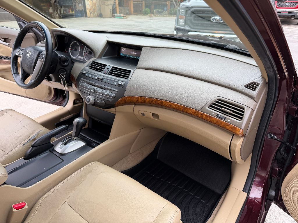 2010 Honda Accord - $9,995
