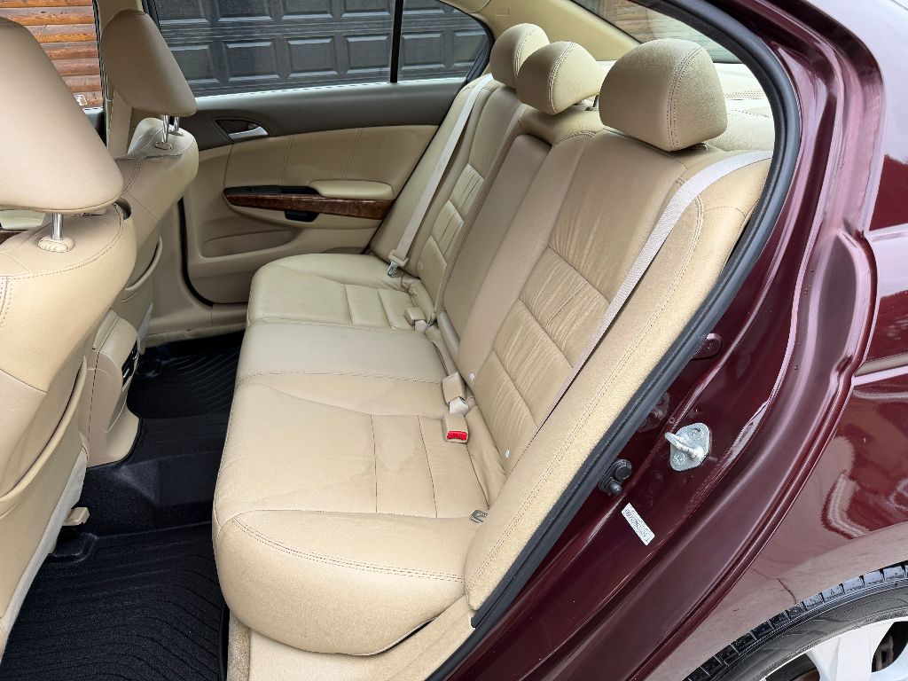 2010 Honda Accord - $9,995