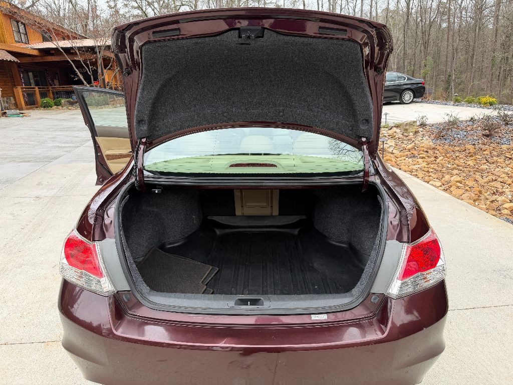 2010 Honda Accord - $9,995
