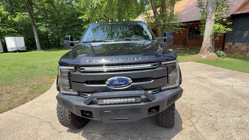 2019 Ford F350 - $50,495