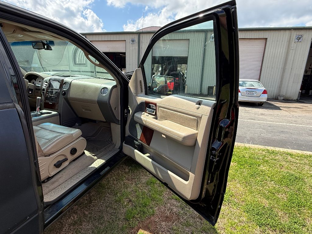 2006 Ford F-150 - $1,695