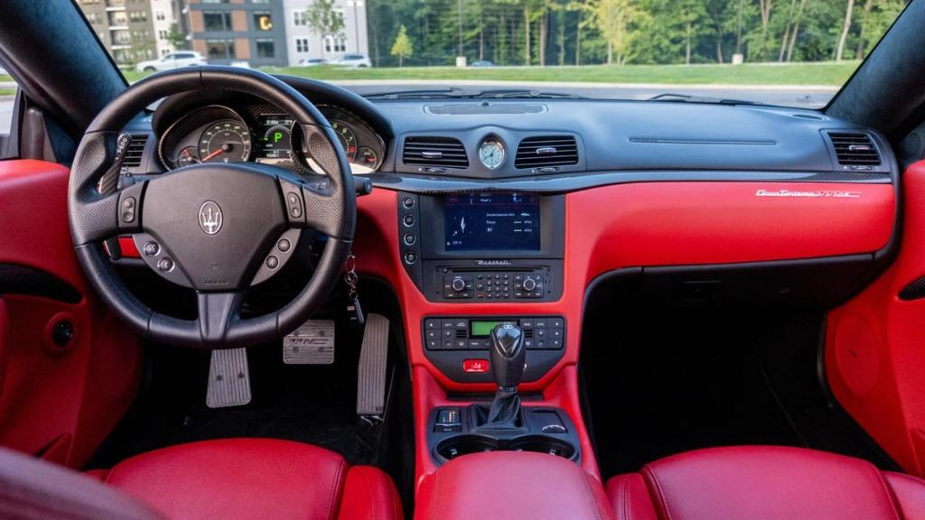 2015 Maserati GranTurismo - $54,800