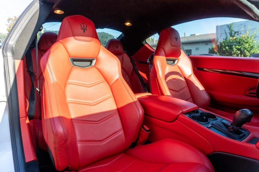 2015 Maserati GranTurismo - $54,800