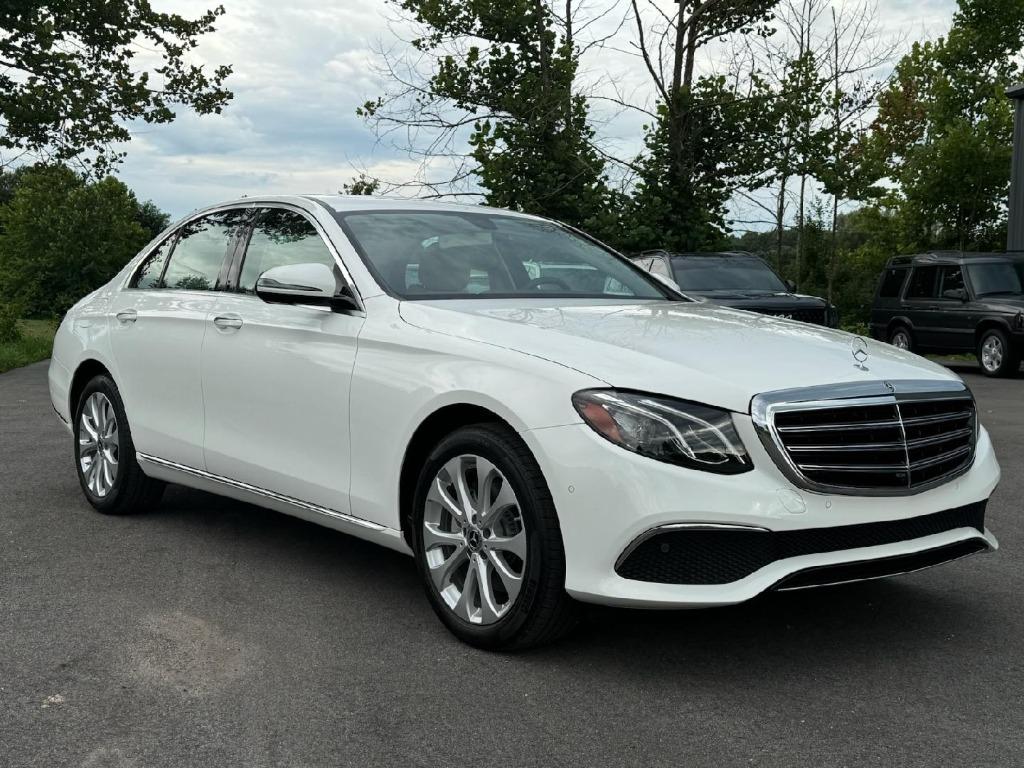 2019 Mercedes-Benz E 300 4matic photo