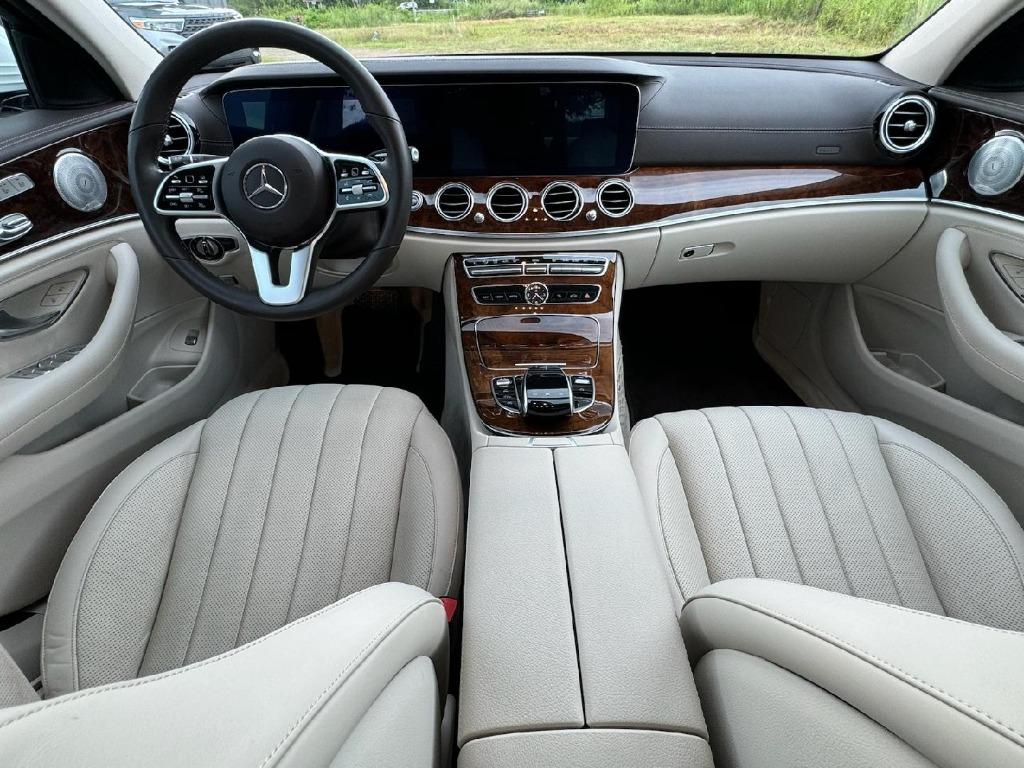 2019 Mercedes-Benz E 300 4matic photo