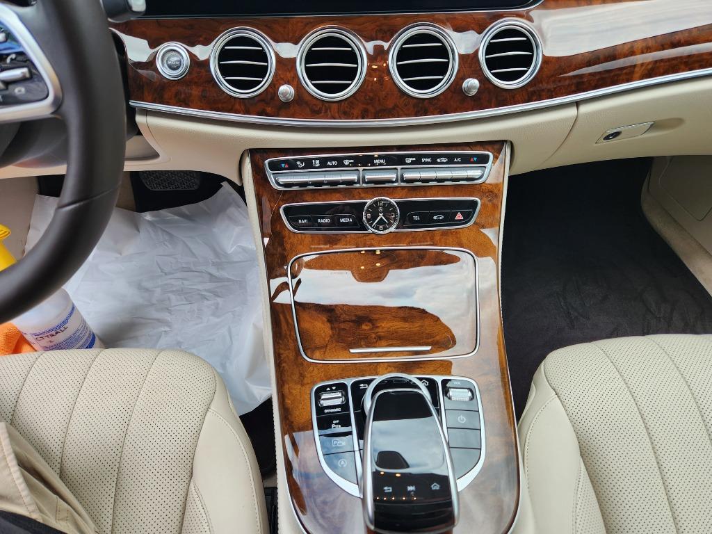2019 Mercedes-Benz E 300 4matic photo