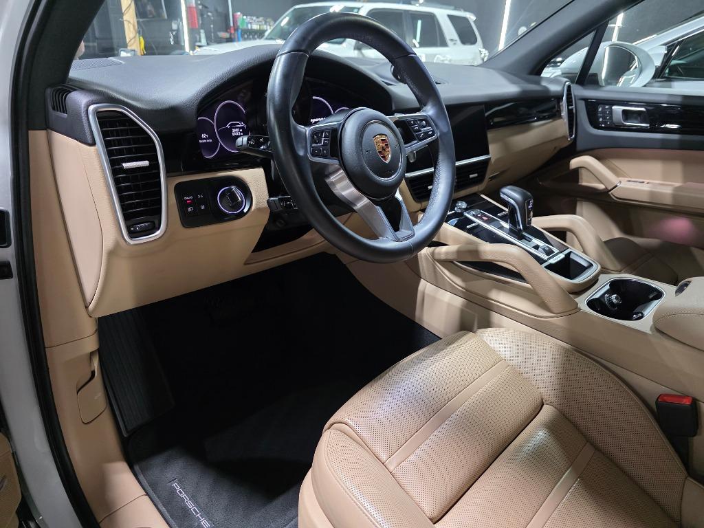 2022 Porsche Cayenne