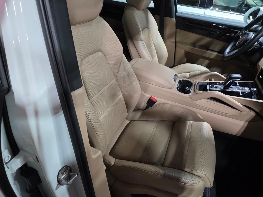 2022 Porsche Cayenne