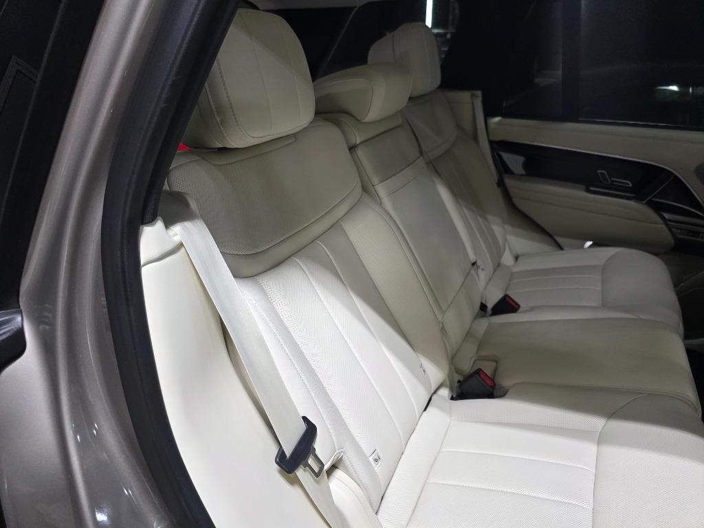 2023 Land Rover Range Rover - $88,500