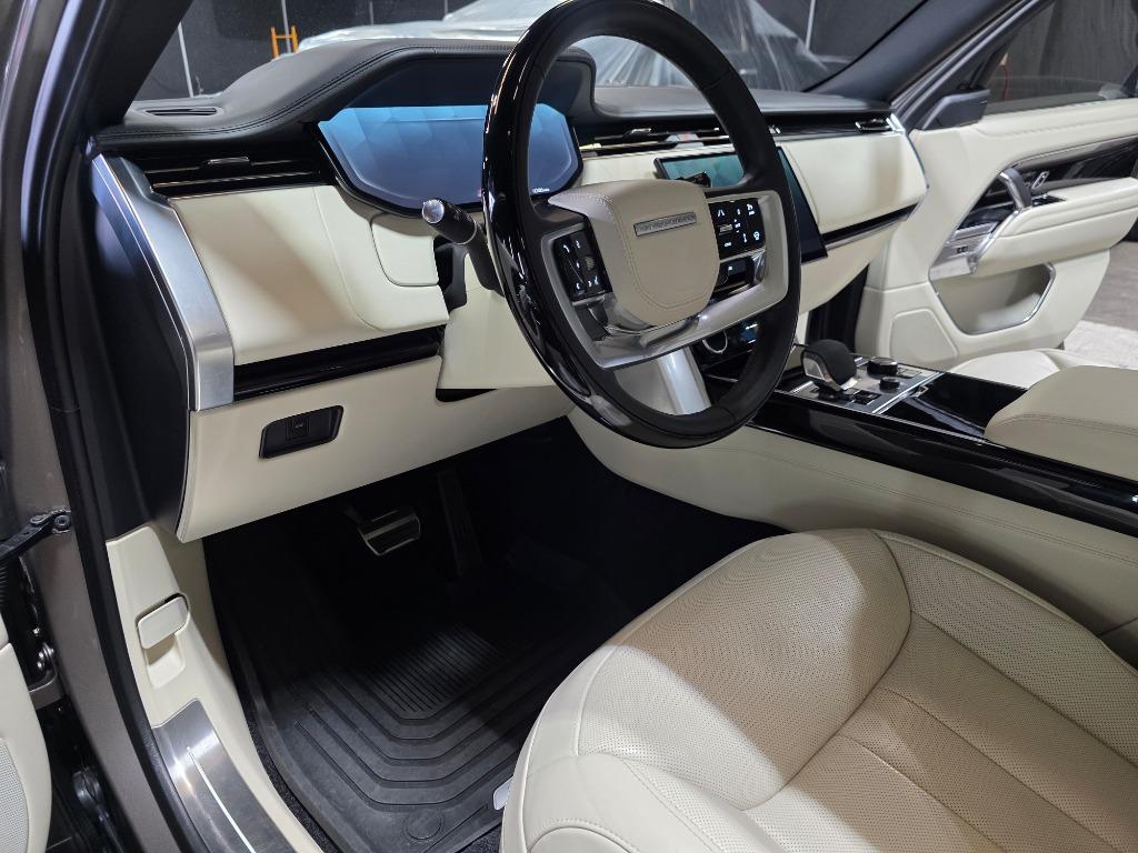 2023 Land Rover Range Rover - $88,500