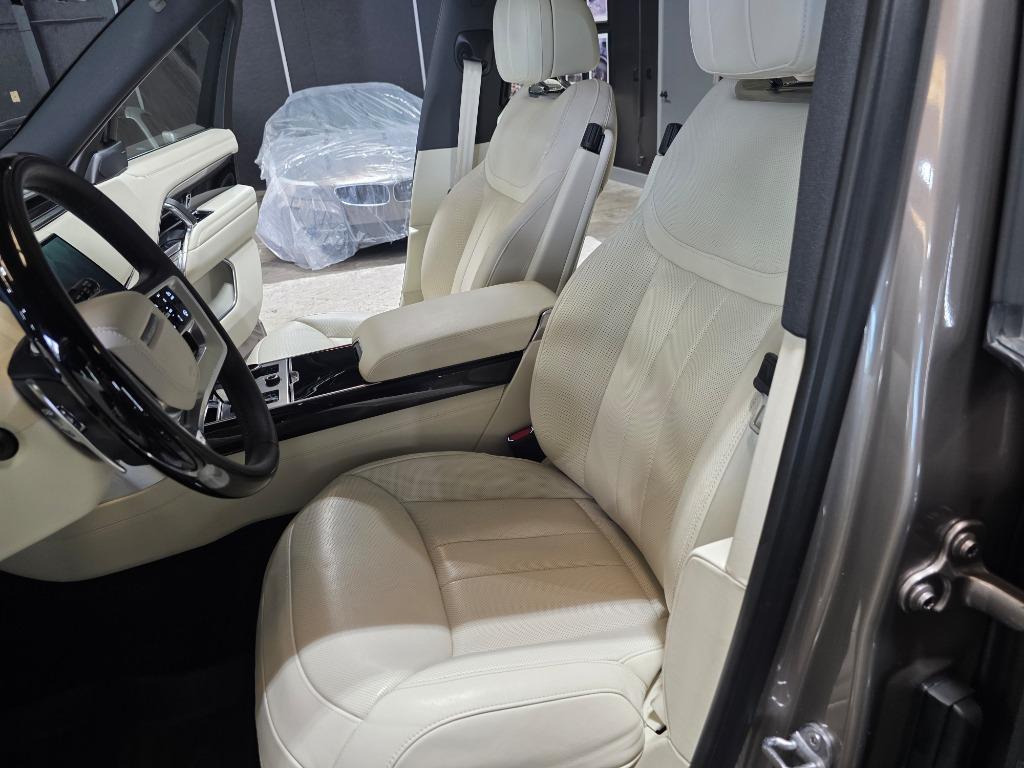 2023 Land Rover Range Rover - $88,500