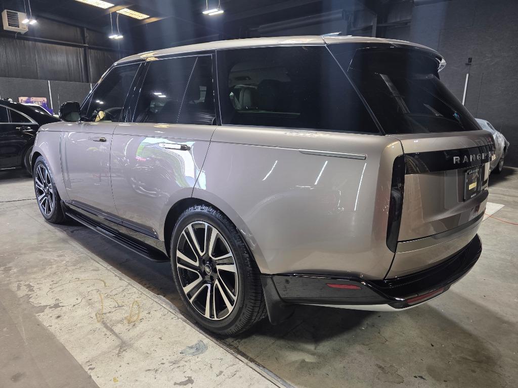 2023 Land Rover Range Rover - $88,500