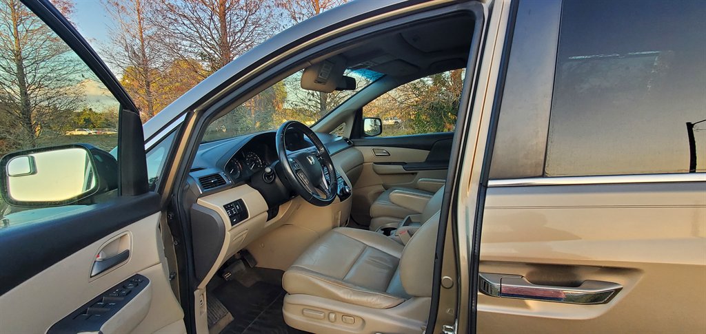 2012 Honda Odyssey - $5,850