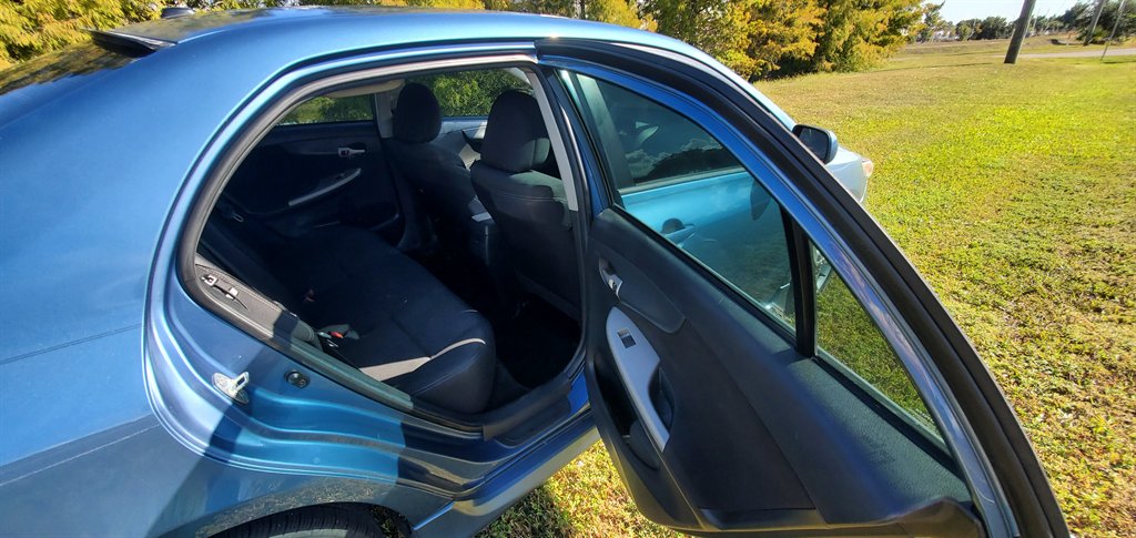 2013 Toyota Corolla - $6,500