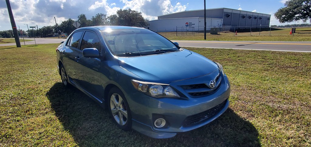 2013 Toyota Corolla - $6,500