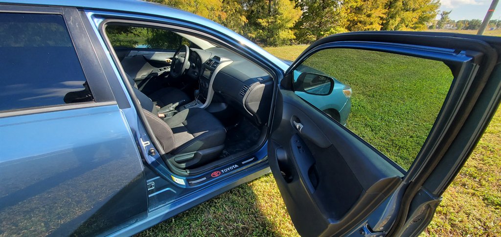2013 Toyota Corolla - $6,500