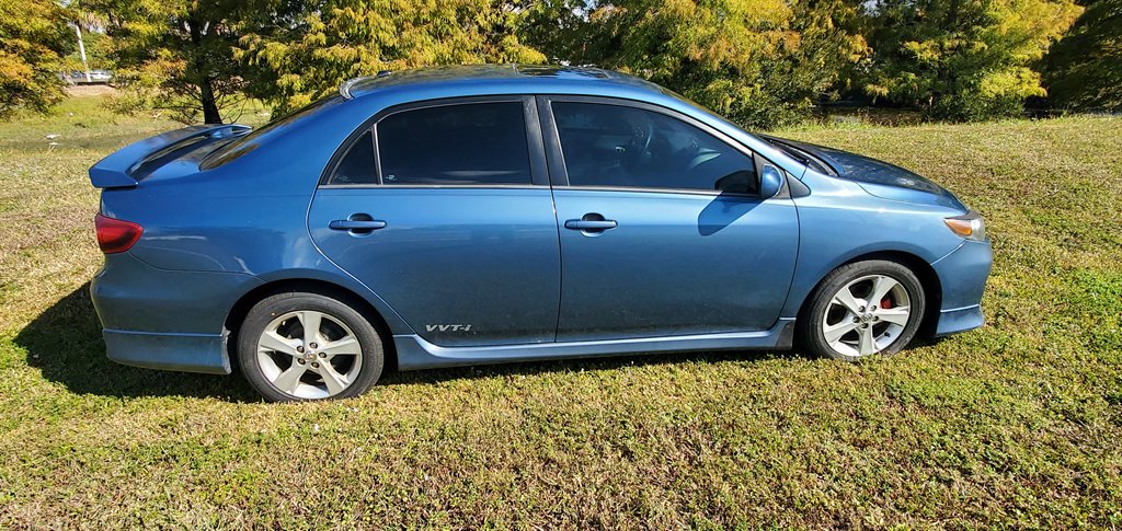 2013 Toyota Corolla - $6,500