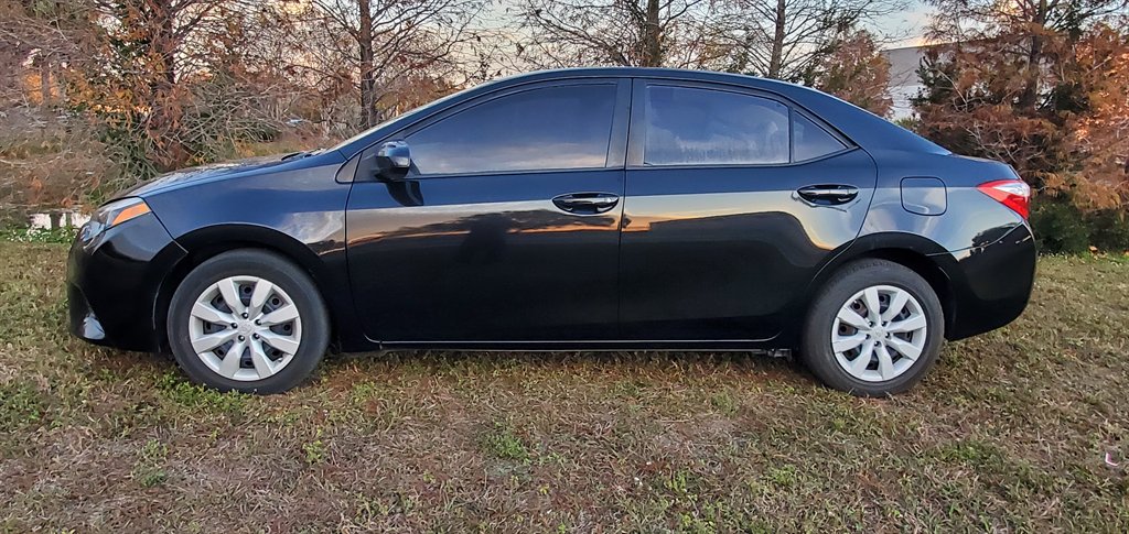 2014 Toyota Corolla - $6,000