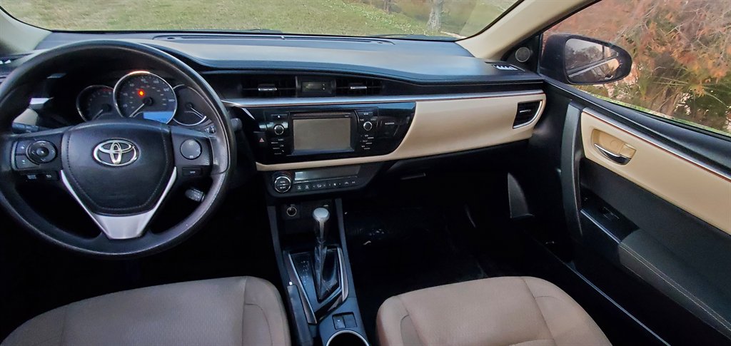 2014 Toyota Corolla - $6,000