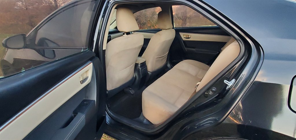 2014 Toyota Corolla - $6,000