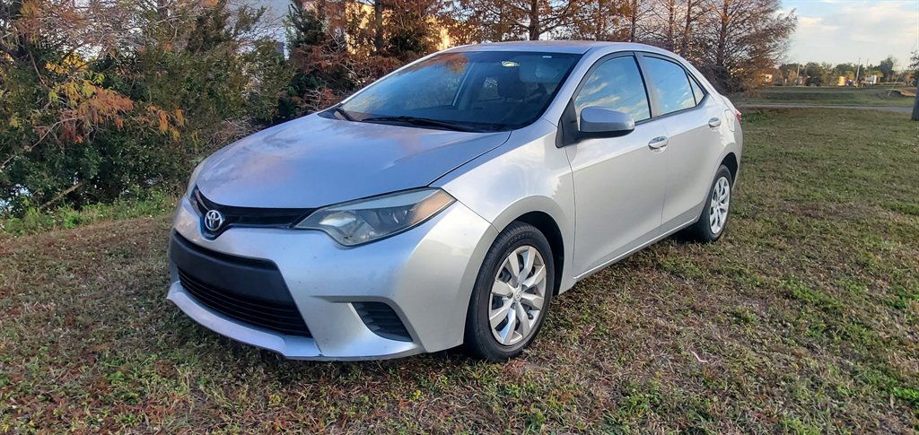 2014 Toyota Corolla - $6,000