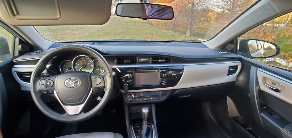2014 Toyota Corolla - $6,000