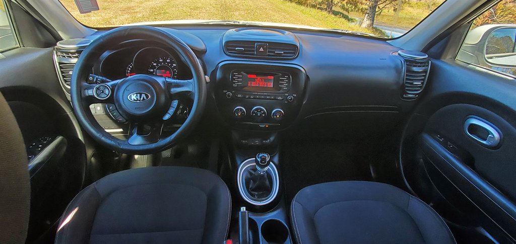 2015 Kia Soul - $6,000