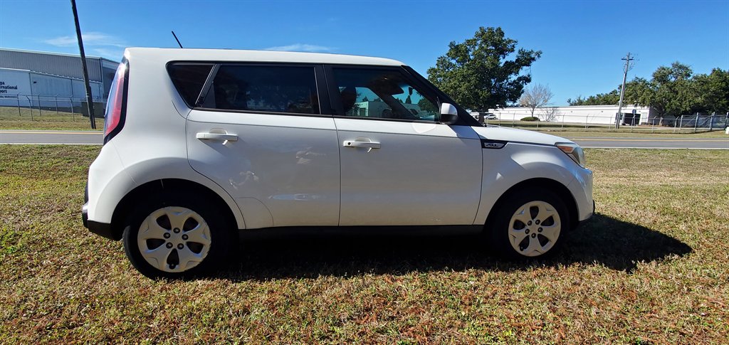 2015 Kia Soul - $6,000