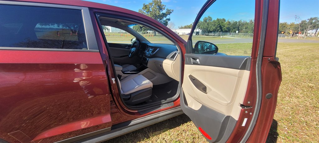 2017 Hyundai Tucson - $7,500