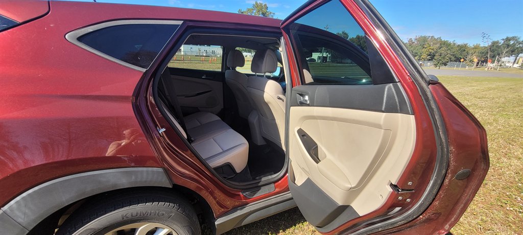 2017 Hyundai Tucson - $7,500