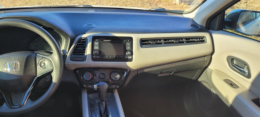 2016 Honda HR-V - $6,000