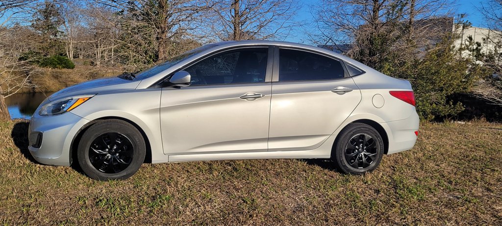 2015 Hyundai Accent - $5,000